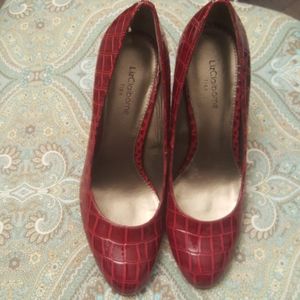 Liz Claiborne Red Sam Croc Pumps Size 7.5